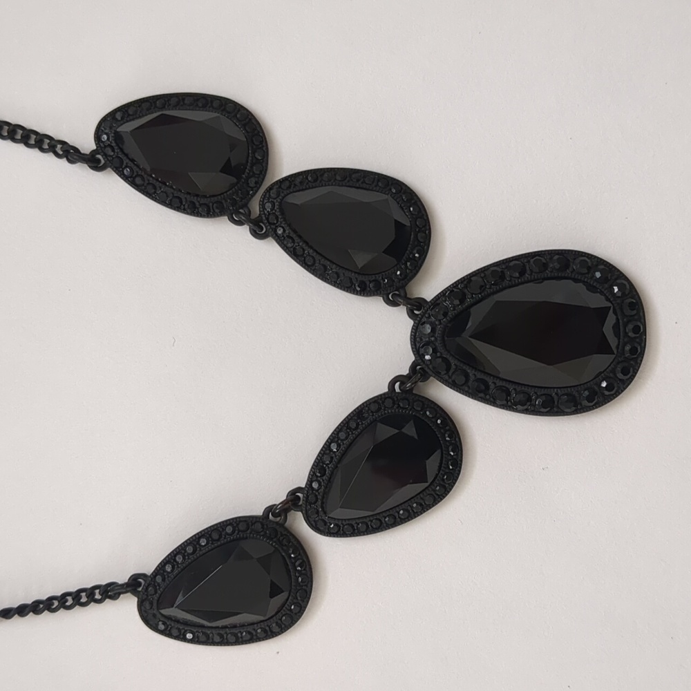 18" Black Rhinestone Necklace